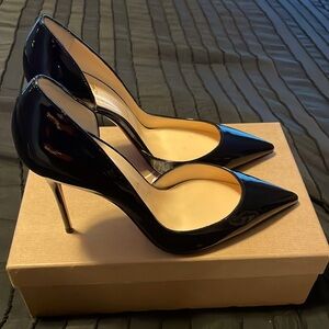 Christian Louboutin Iriza patent leather black heels 100% authentic!